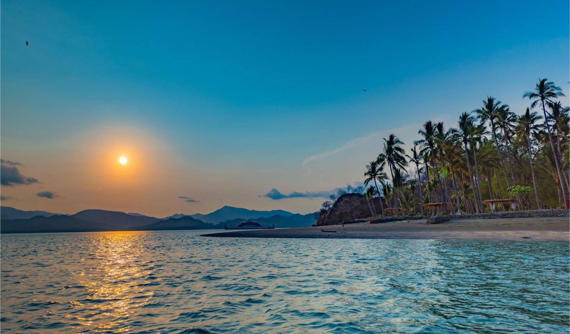 Isla Chiquita Glamping Hotel パケラ エクステリア 写真